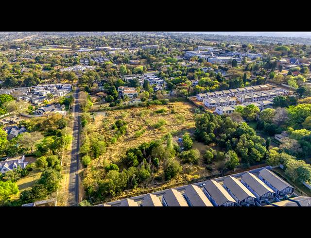 22,100M² VACANT LAND FOR SALE IN BRYANSTON